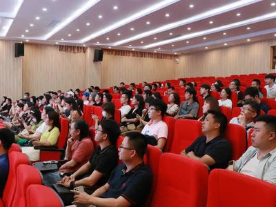 黃埔區(qū)召開非學(xué)科類校外培訓(xùn)機(jī)構(gòu)辦學(xué)許可審批政策宣講會